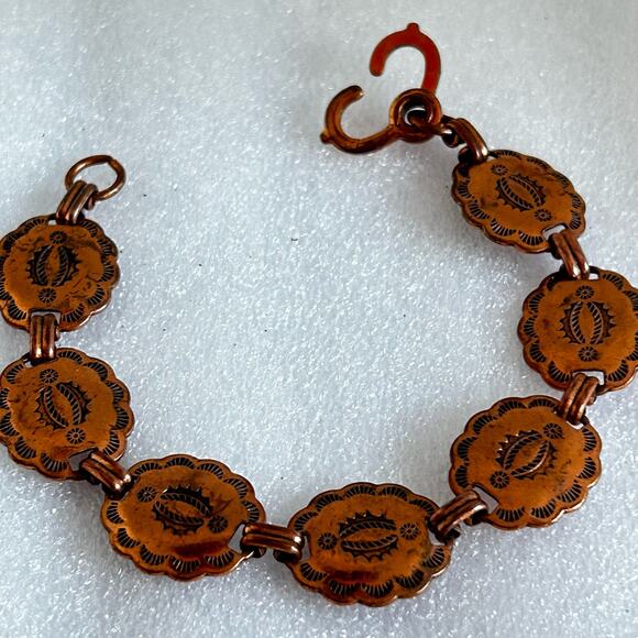 Copper Southwest Style Medallion Link Bracelet - Picture 7 of 12
